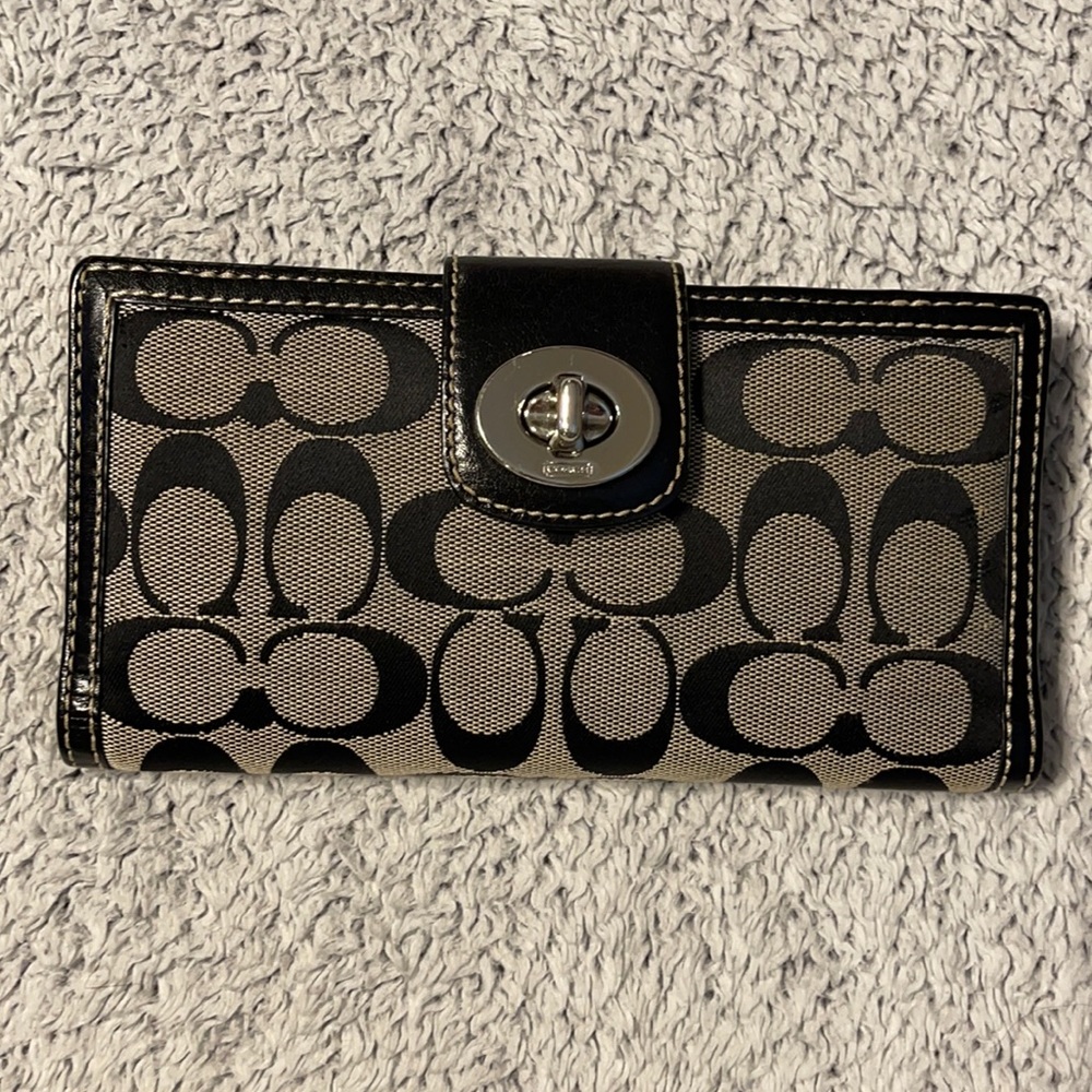 Coach wallet